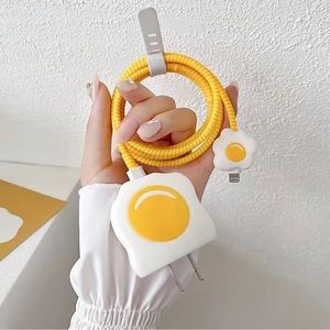 ONLY PROTECTIVE CASES Egg Yolk Protection For Apple Cable And Charger
